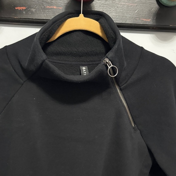 Athleta Black asymmetrical zip neck sweatshirt - Picture 10 of 11